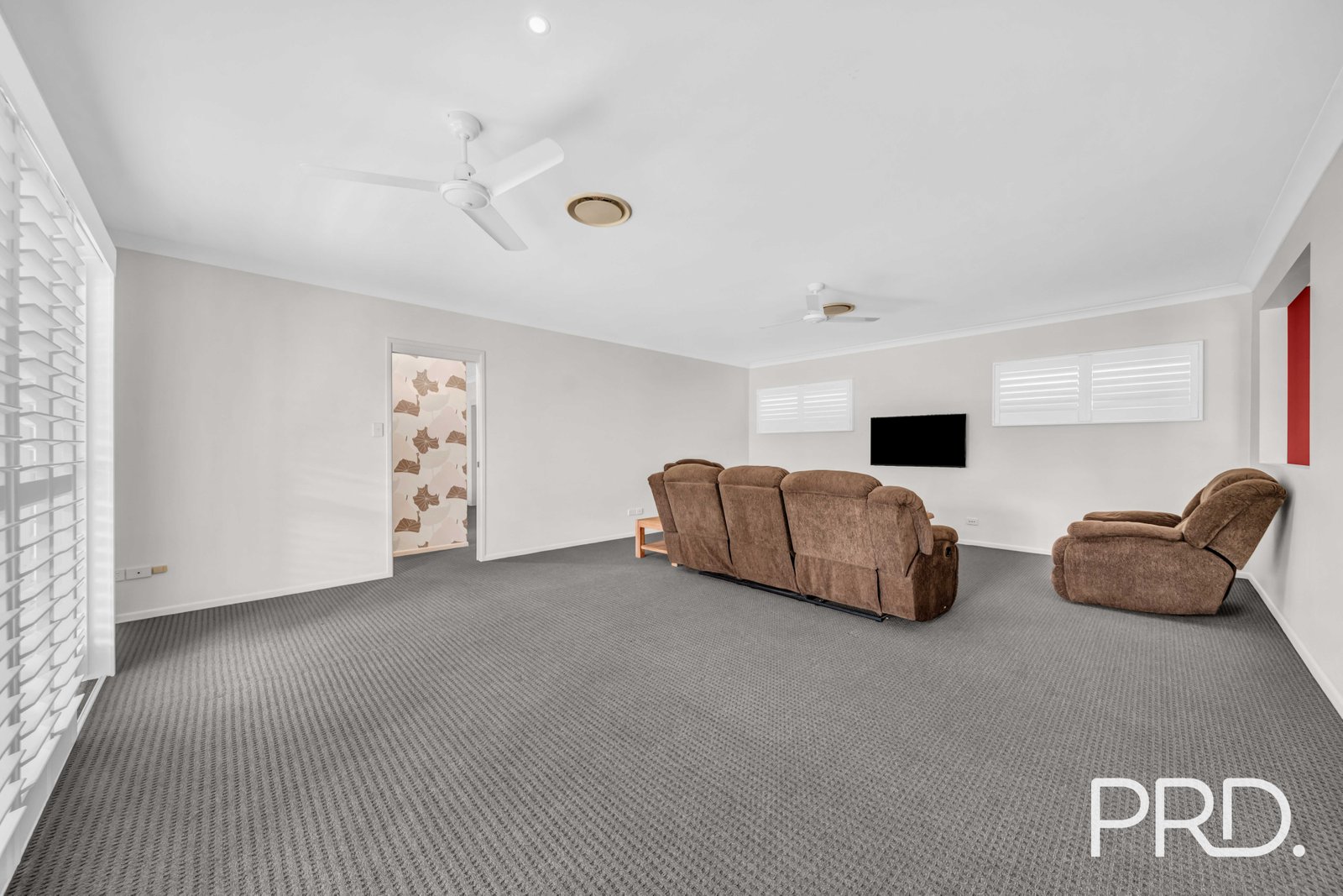 28 PEEL Street REDLAND BAY 20