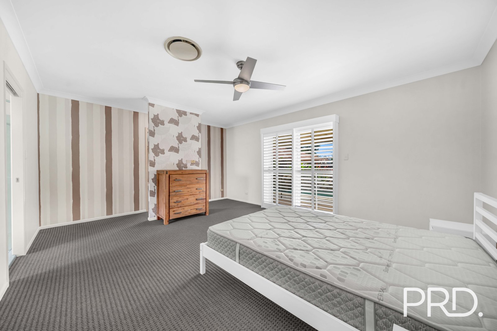 28 PEEL Street REDLAND BAY 21