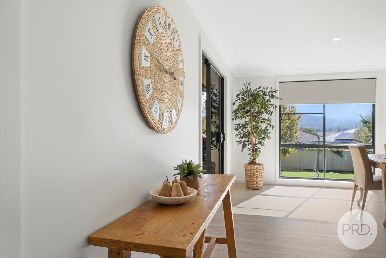 28 Peregrine Avenue TAMWORTH 12