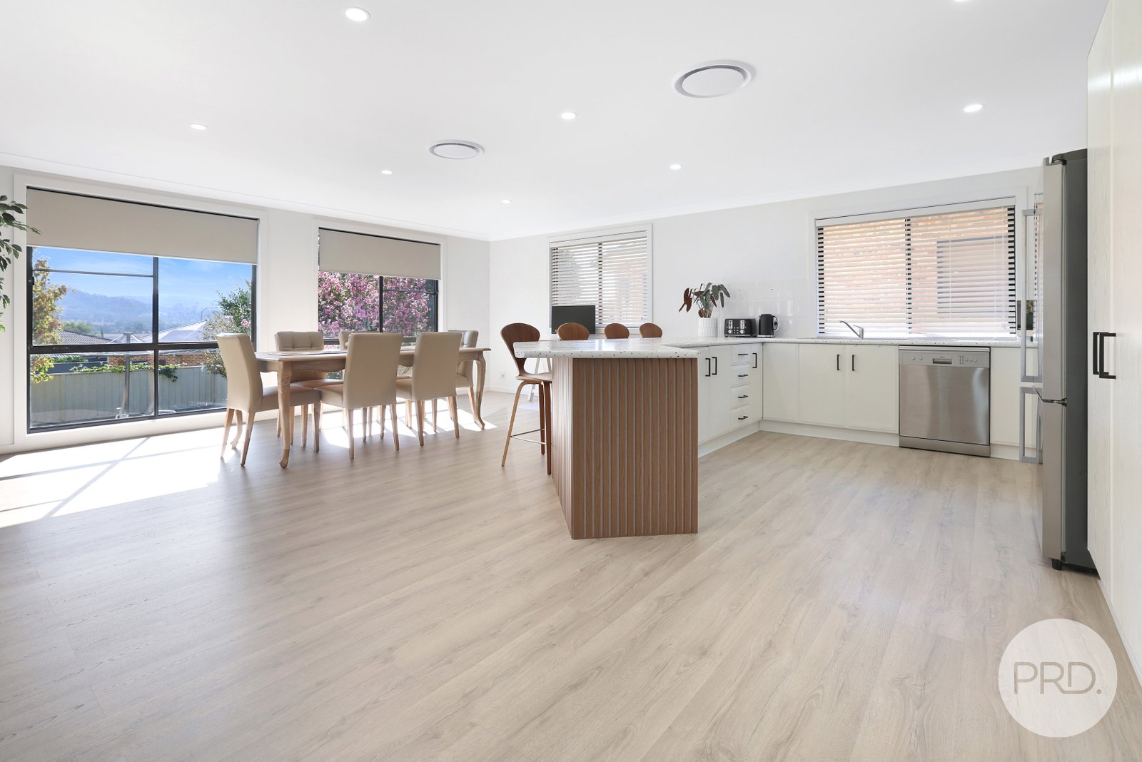 28 Peregrine Avenue TAMWORTH 16