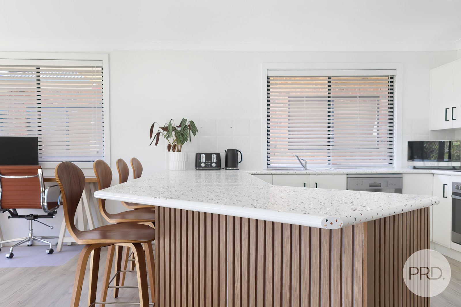 28 Peregrine Avenue TAMWORTH 18