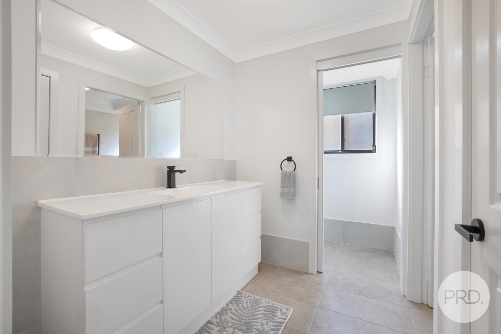 28 Peregrine Avenue TAMWORTH 23