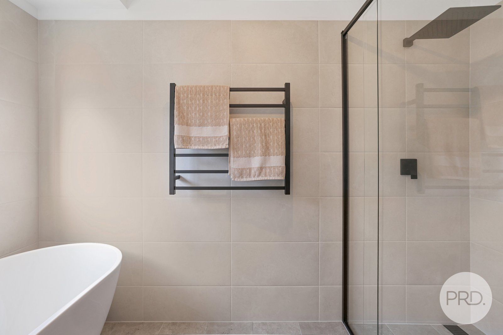 28 Peregrine Avenue TAMWORTH 25