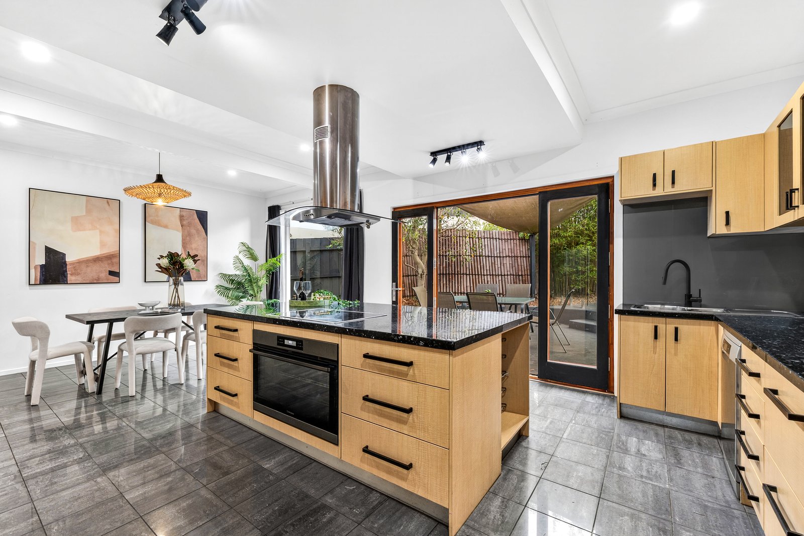 Gallery: 28 Plummer Avenue