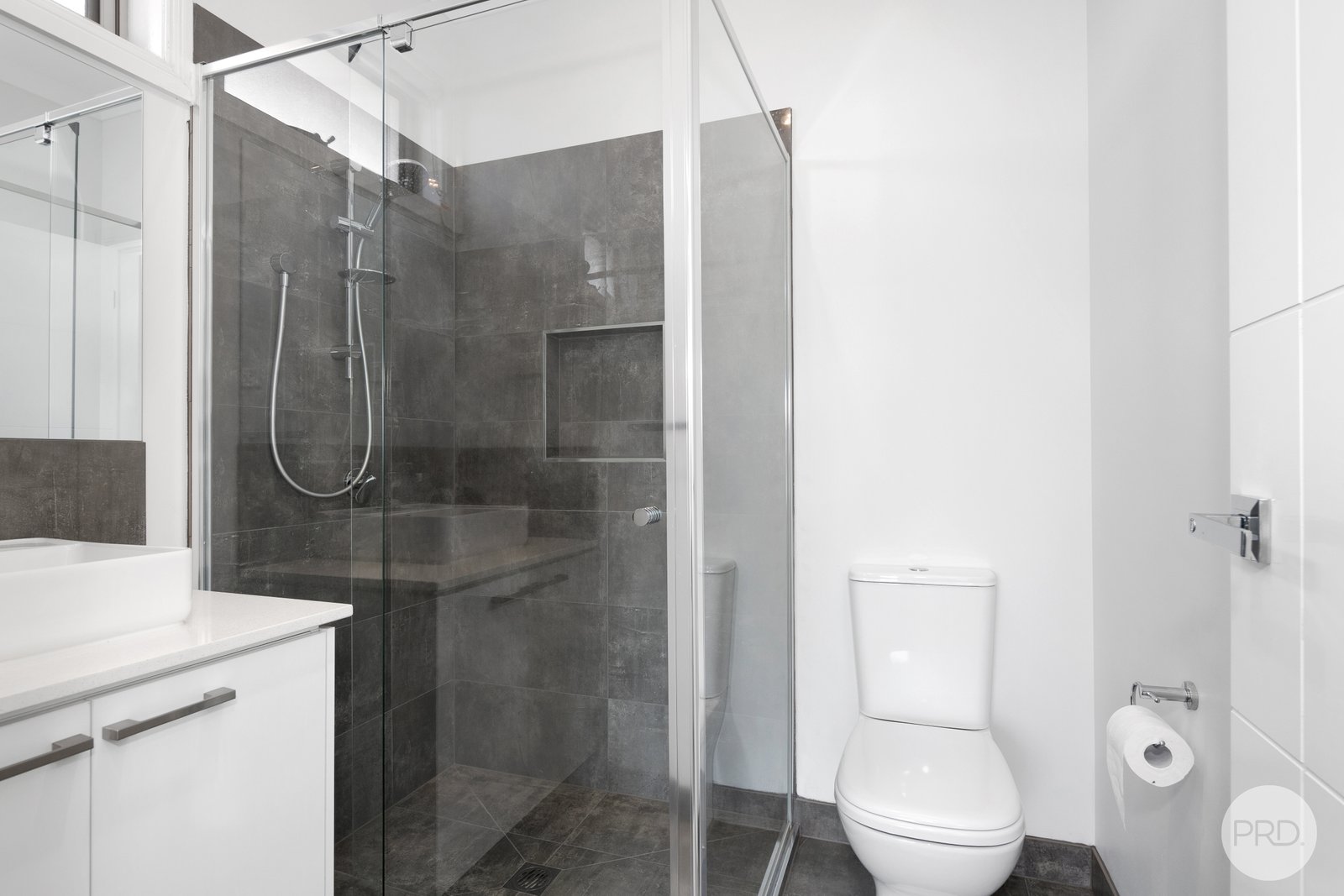 28 Presentation Boulevard WINTER VALLEY 3