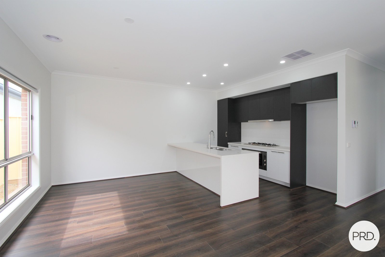 28 Presentation Boulevard WINTER VALLEY 3