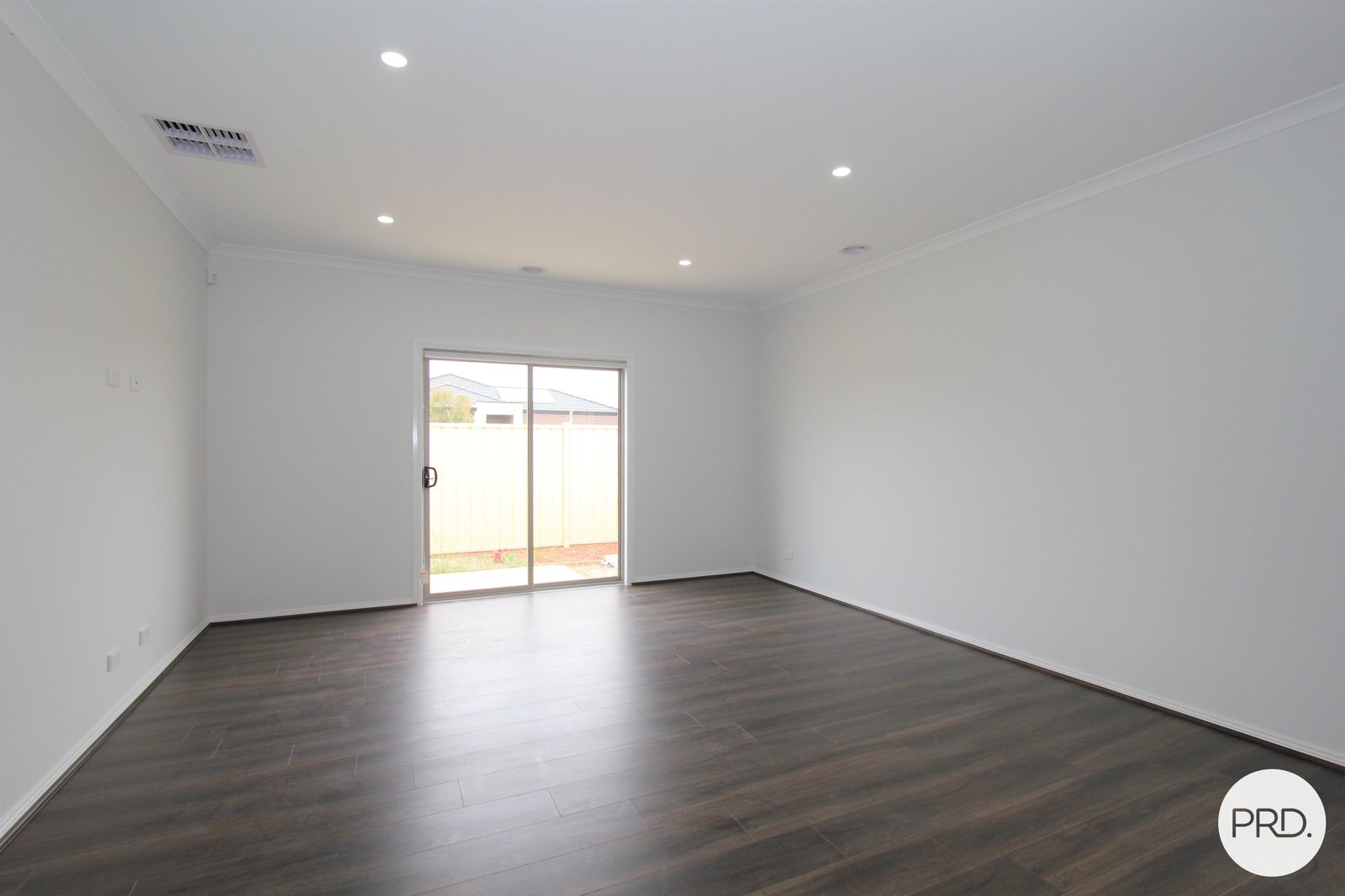 28 Presentation Boulevard WINTER VALLEY 4