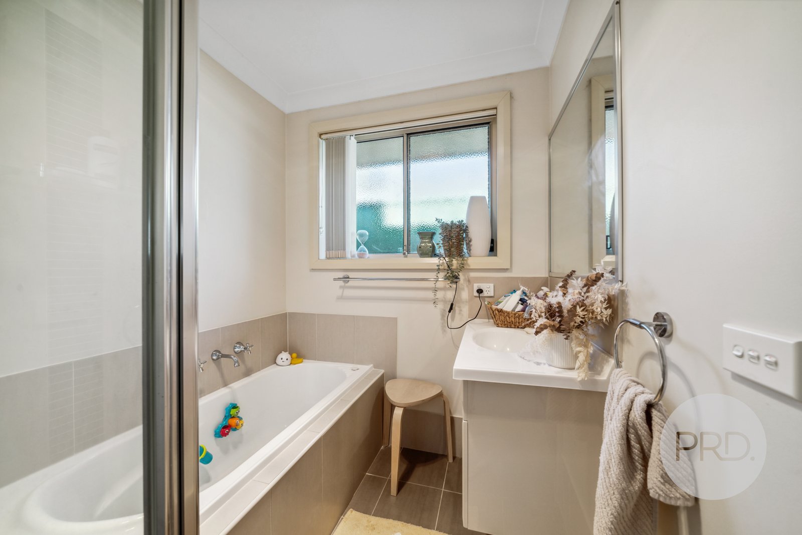 28 Quandong Place FOREST HILL 9