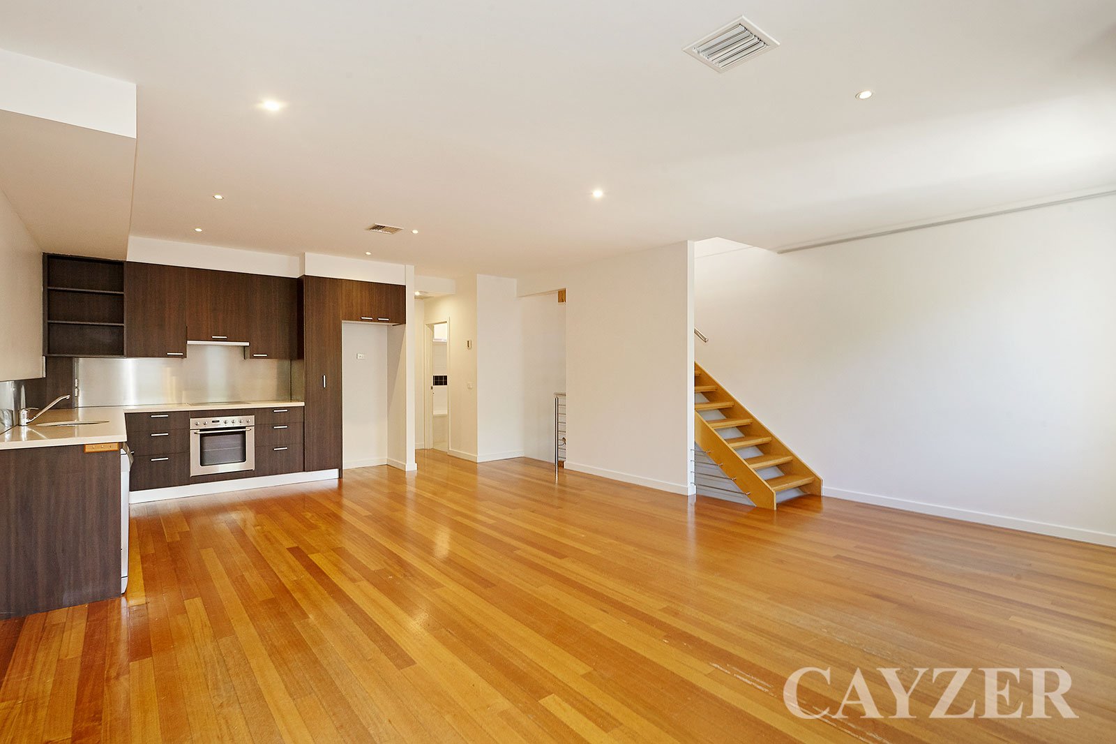 Gallery: 28 Raglan Street