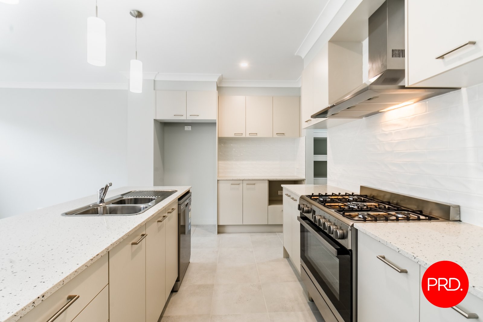 28 Ray Simpson Avenue BARDIA 2