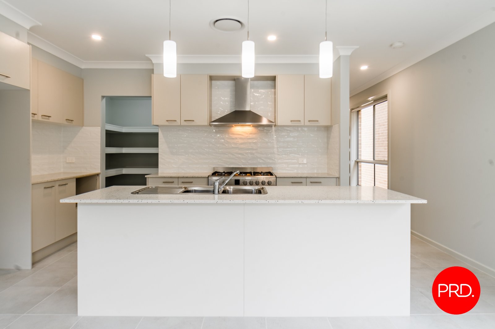 28 Ray Simpson Avenue BARDIA 4