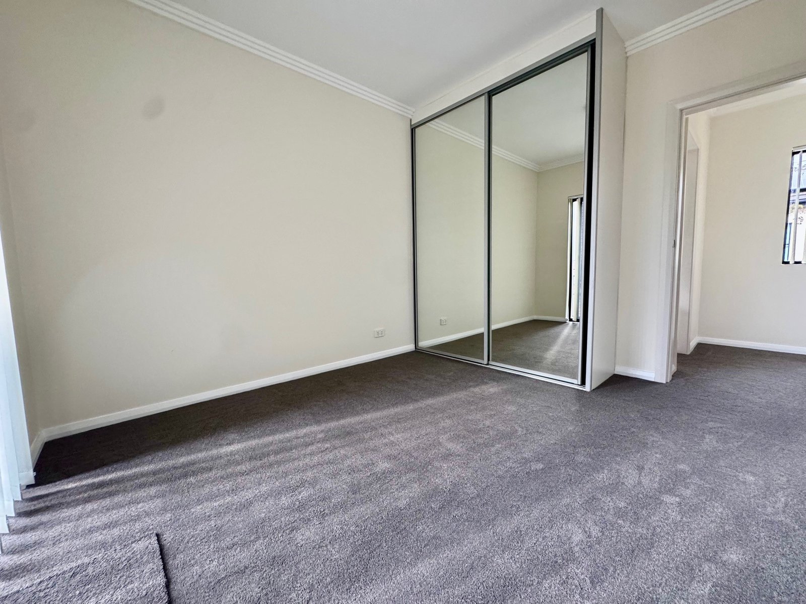 28 Regent Street BEXLEY 8