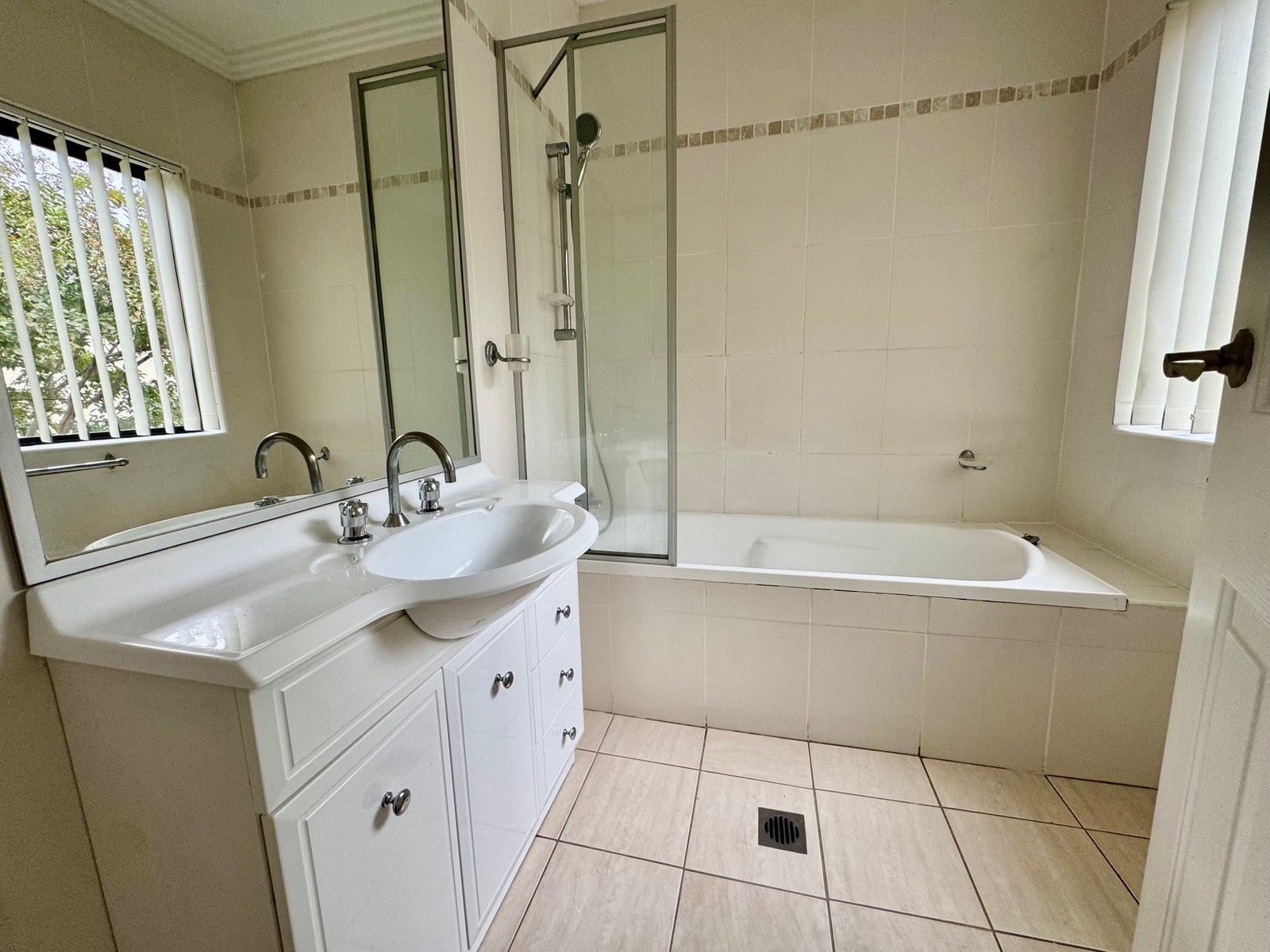 28 Regent Street BEXLEY 10