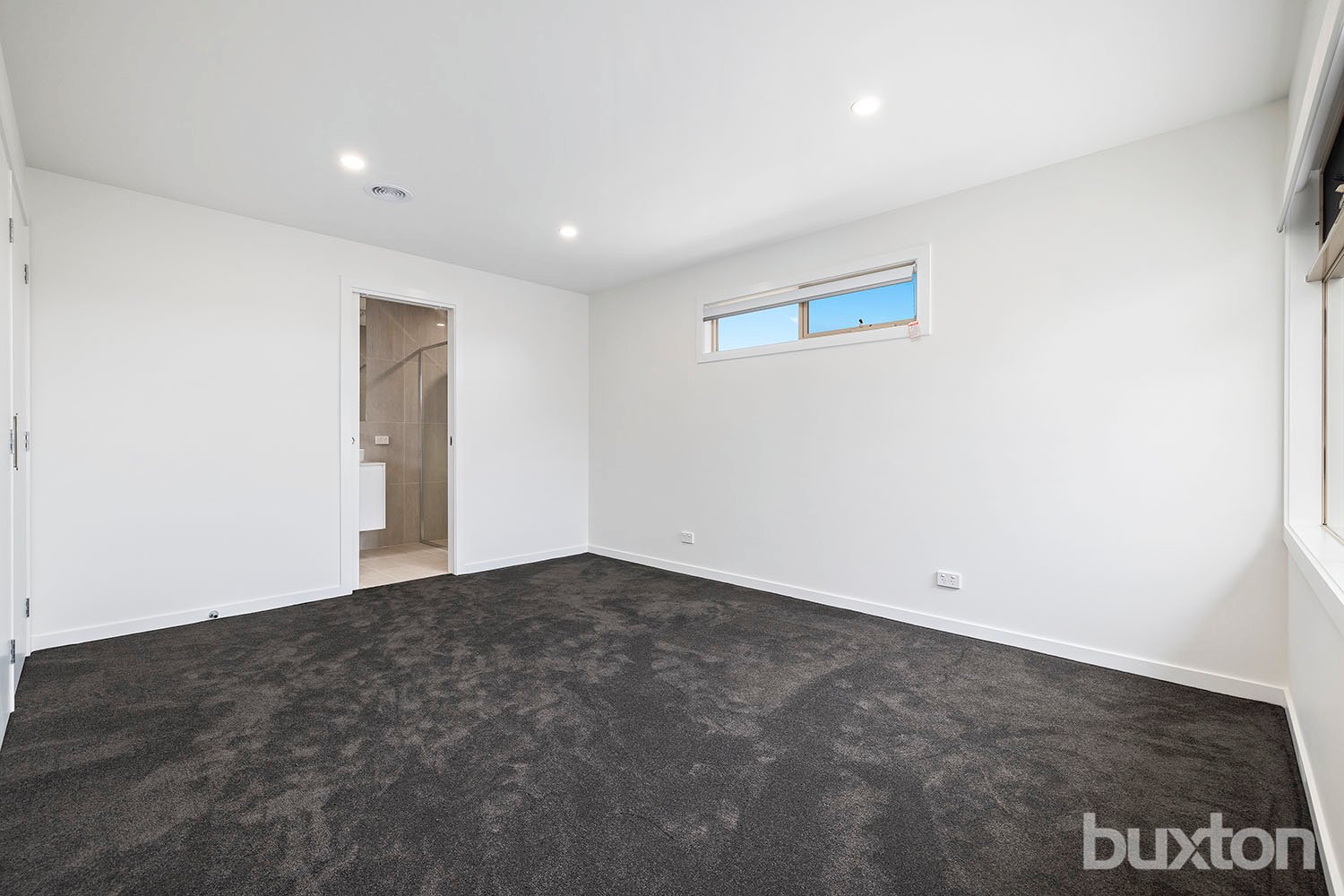 Gallery: 2/8 Rennison Street