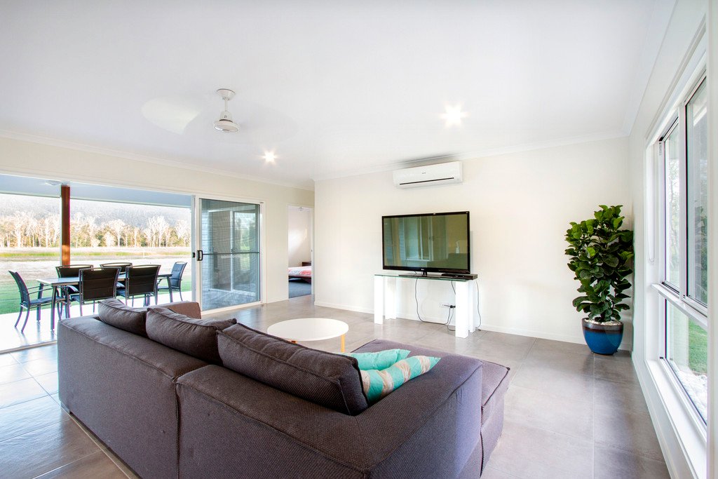 28 Richardson Road RIORDANVALE 3