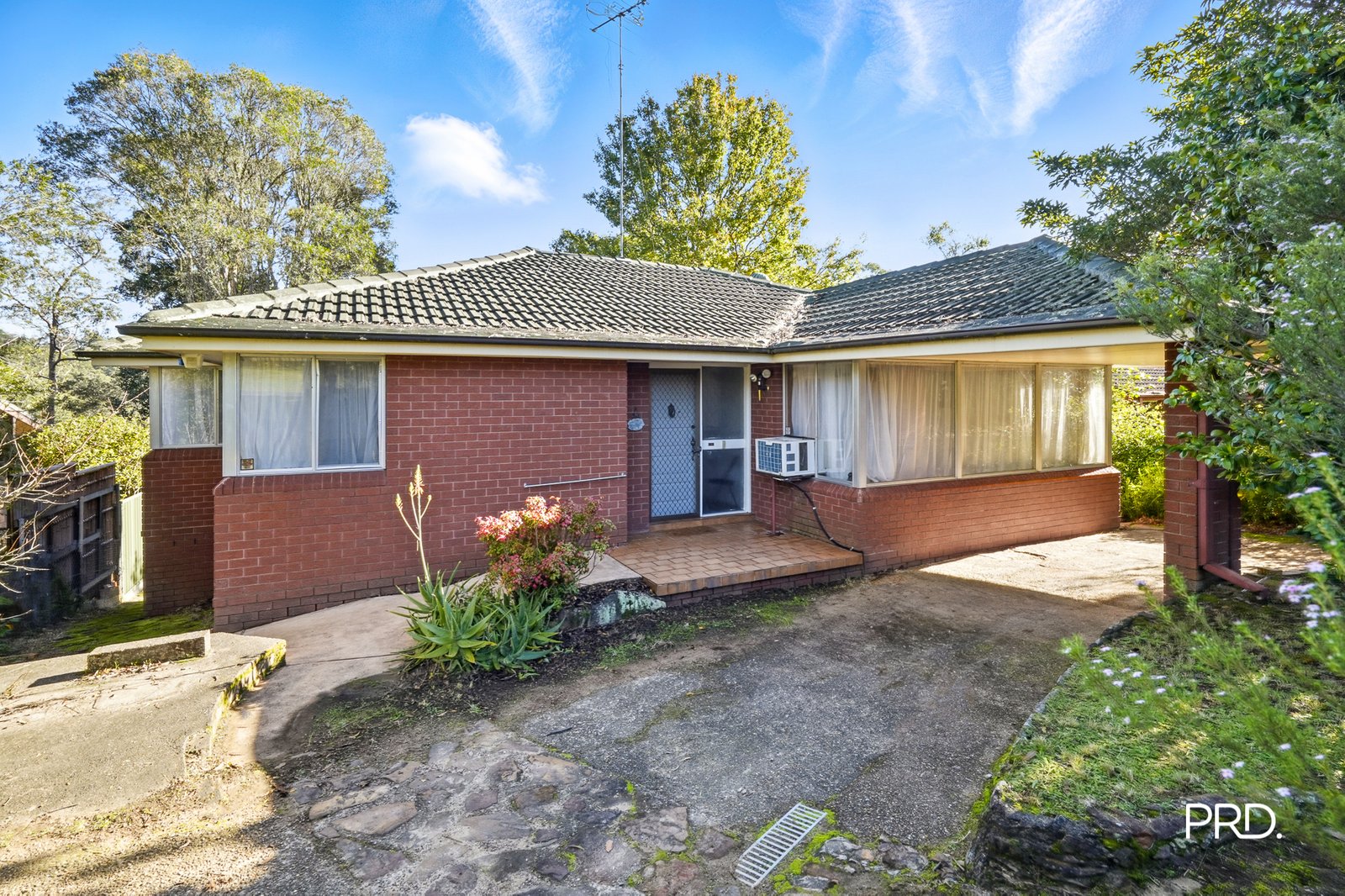 28 Robyn Road Winmalee 1