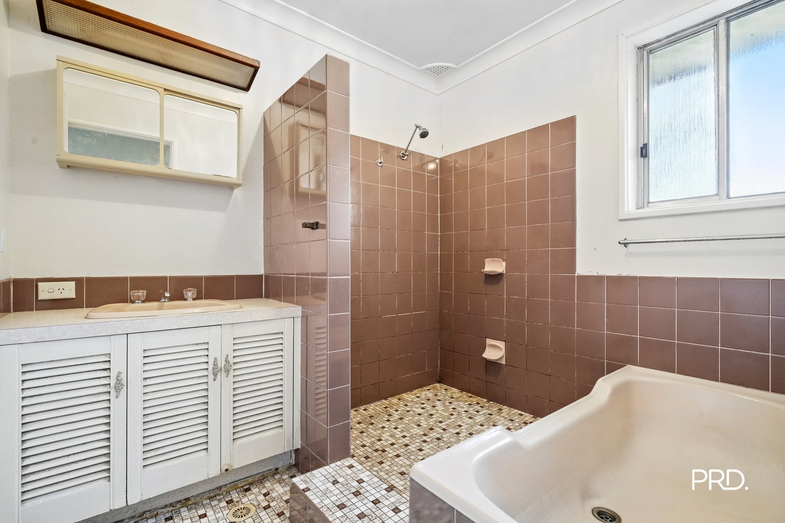 28 Robyn Road Winmalee 3