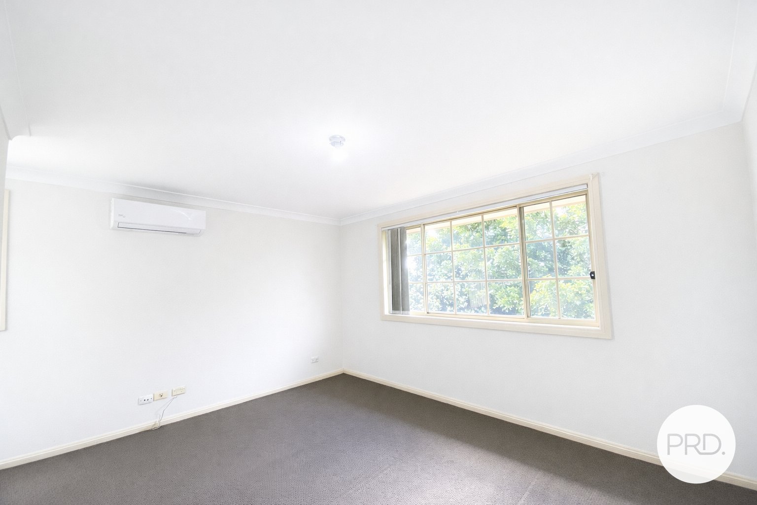 2/8 Rose Street LIVERPOOL 3