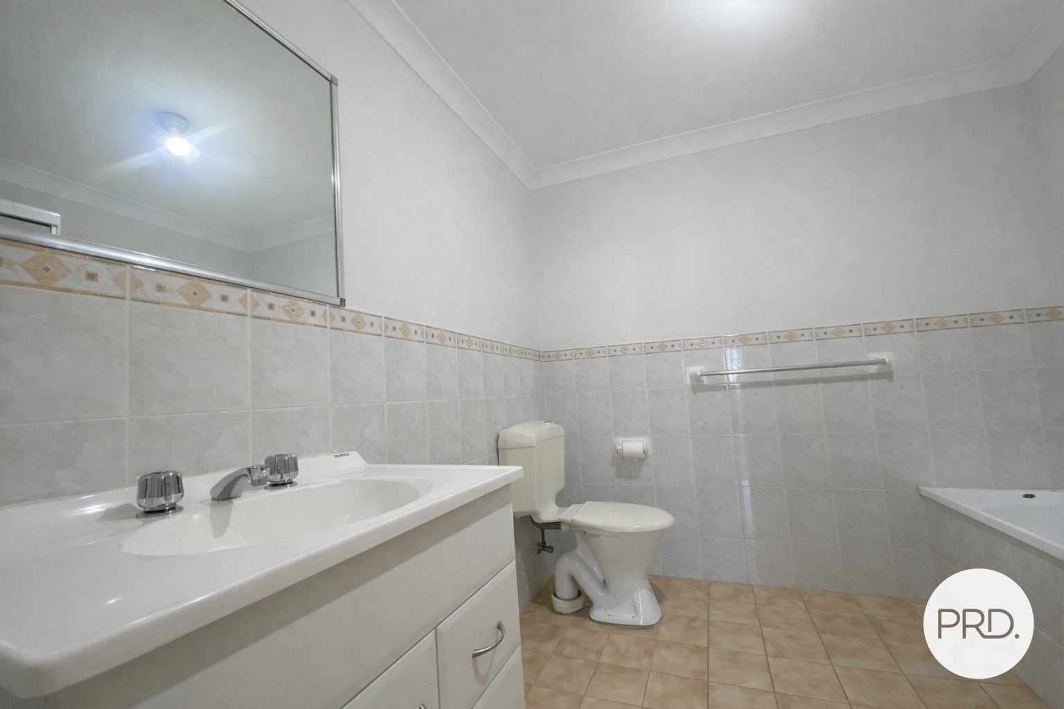 2/8 Rose Street LIVERPOOL 7