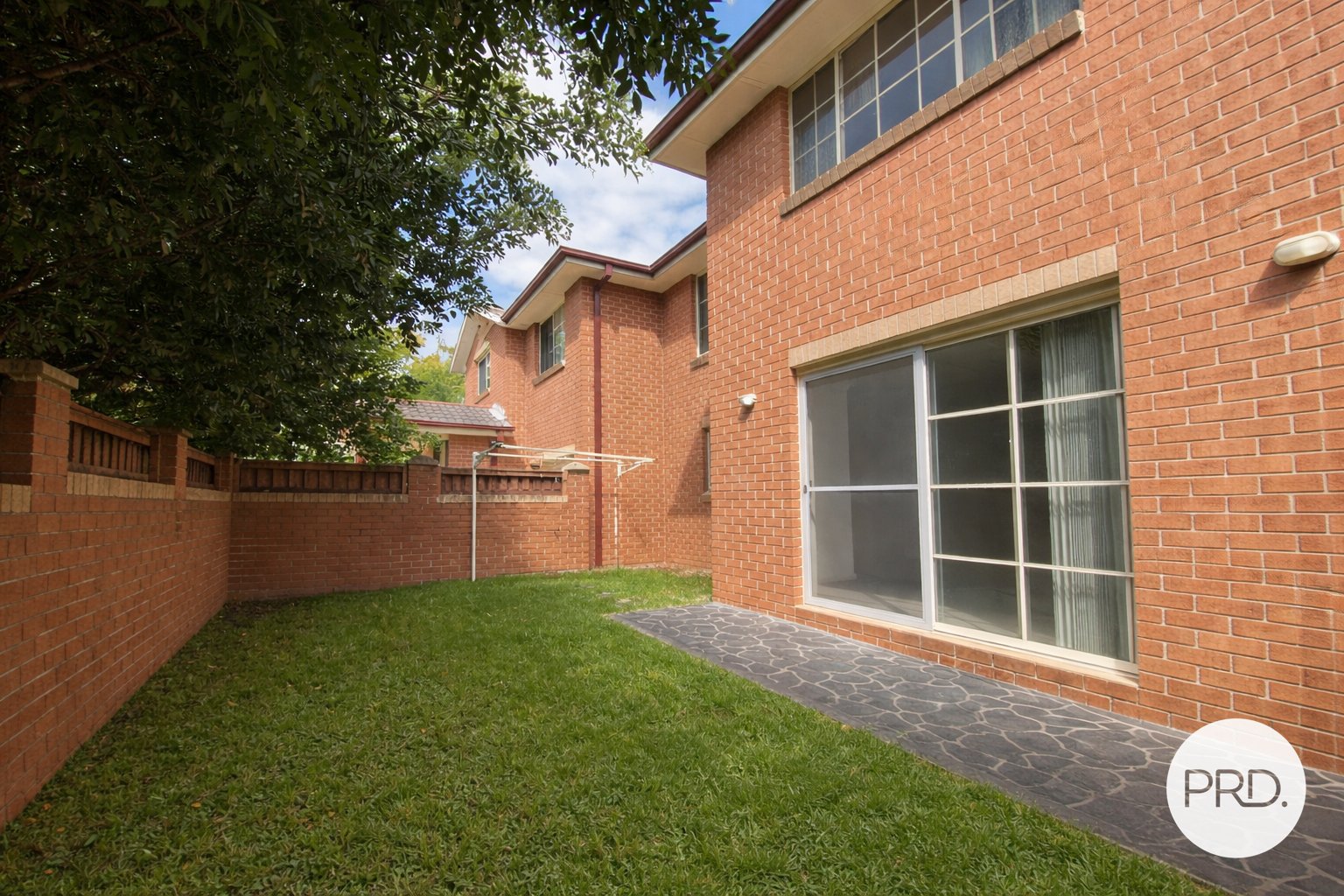 2/8 Rose Street LIVERPOOL 13