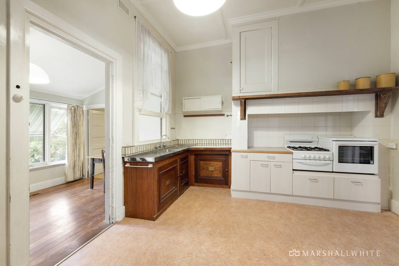 28 Ross Street, Surrey Hills, VIC