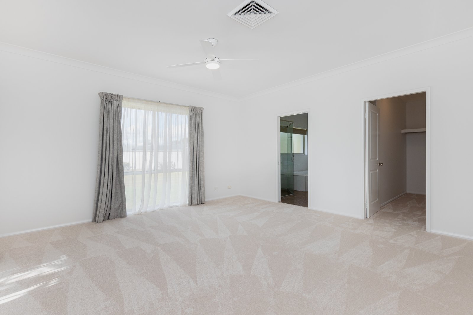28 Sandstone Drive WINDELLA 7