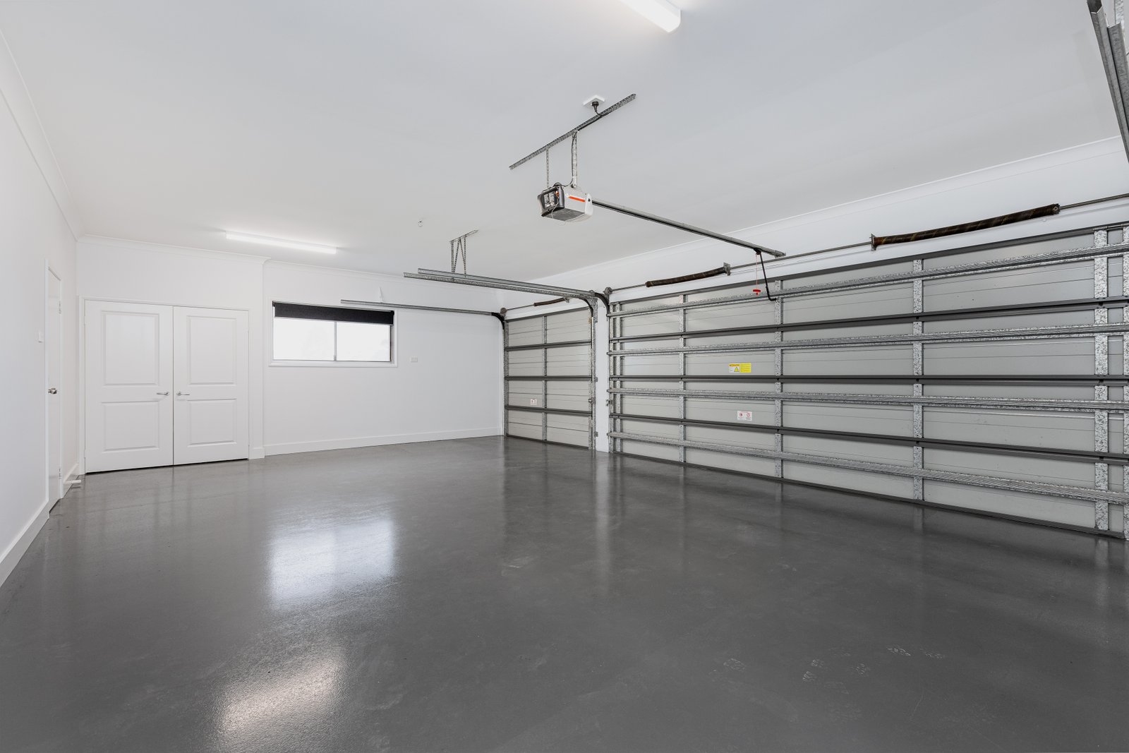 28 Sandstone Drive WINDELLA 18