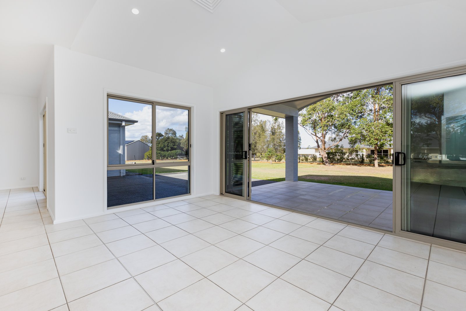 28 Sandstone Drive WINDELLA 21