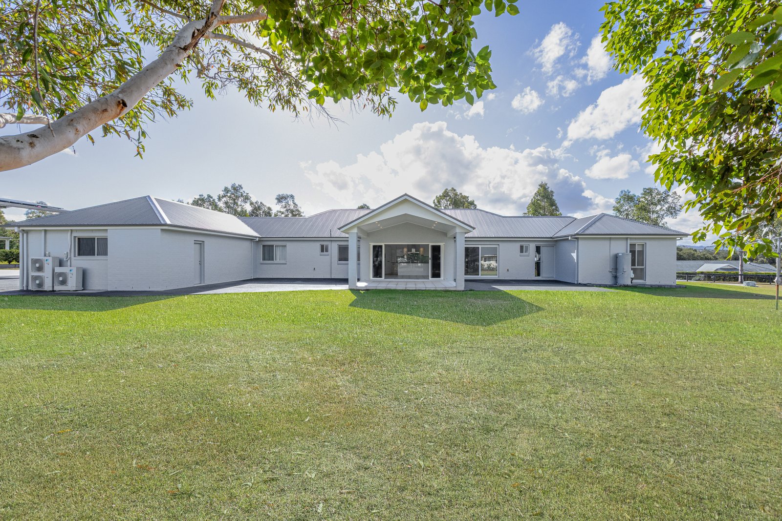 28 Sandstone Drive WINDELLA 27