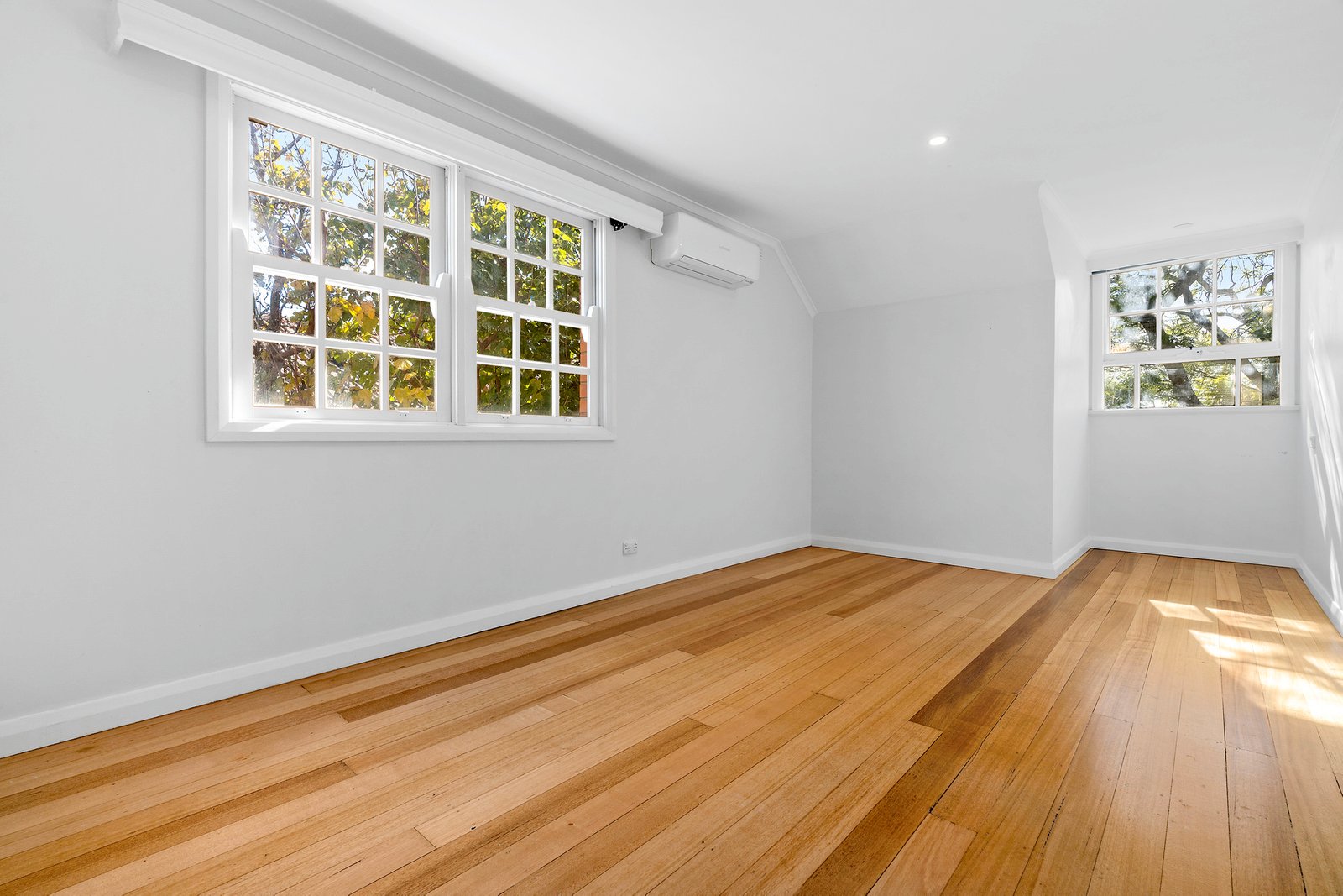 Real Estate and Property in 28 Sebastopol Street, Caulfield North, VIC