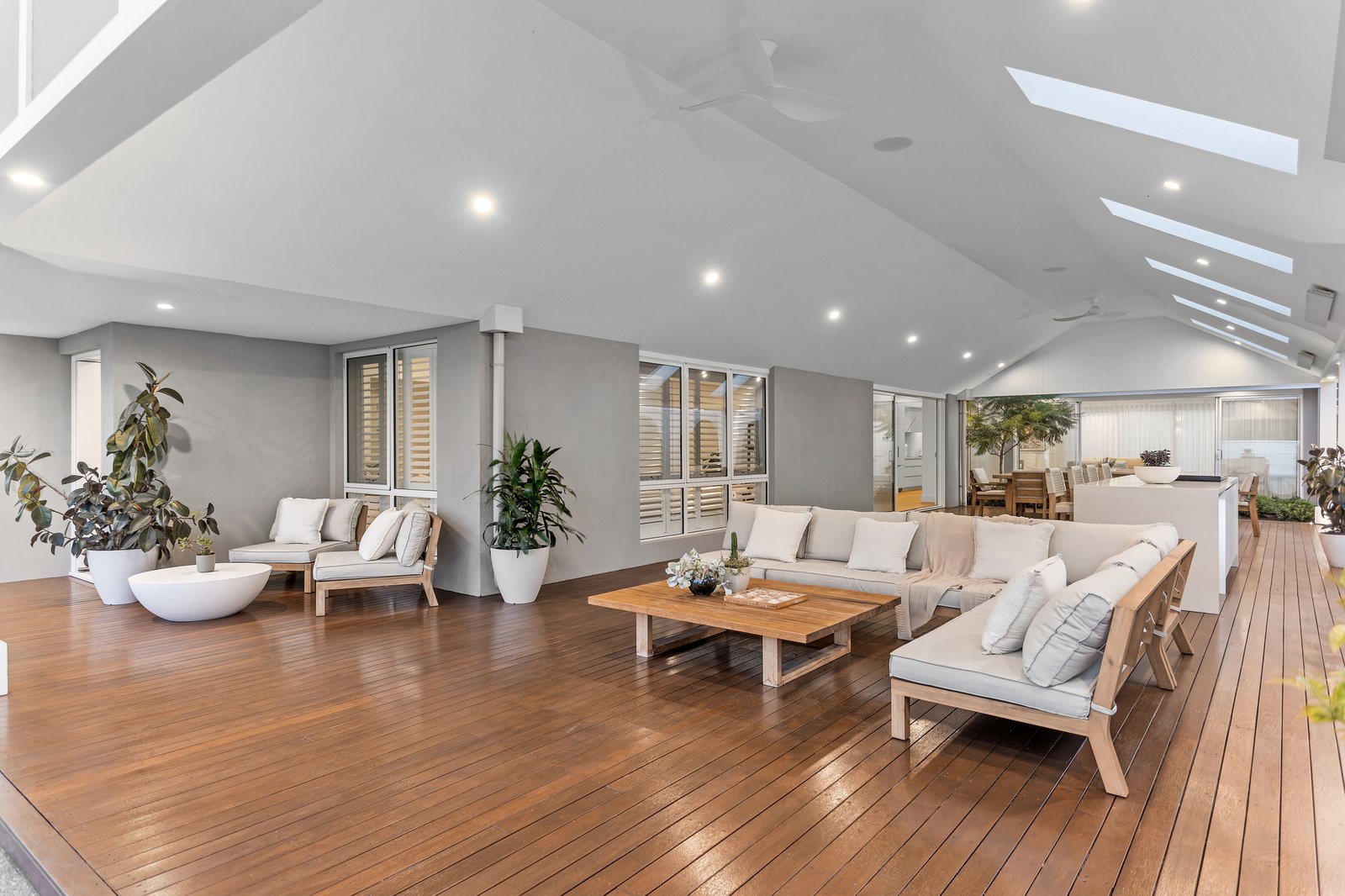 Gallery: 28 Sheila Street