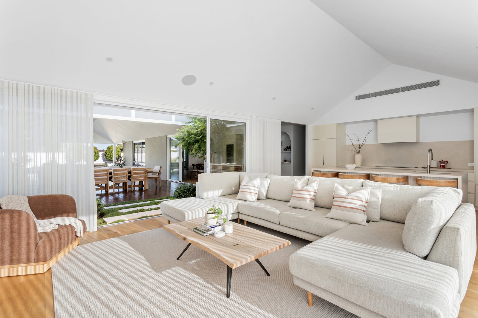 Gallery: 28 Sheila Street