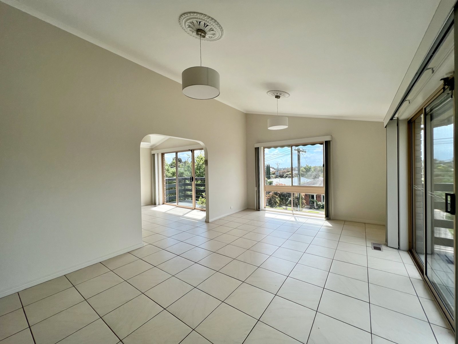 Gallery: 2/8 Shoubra Drive