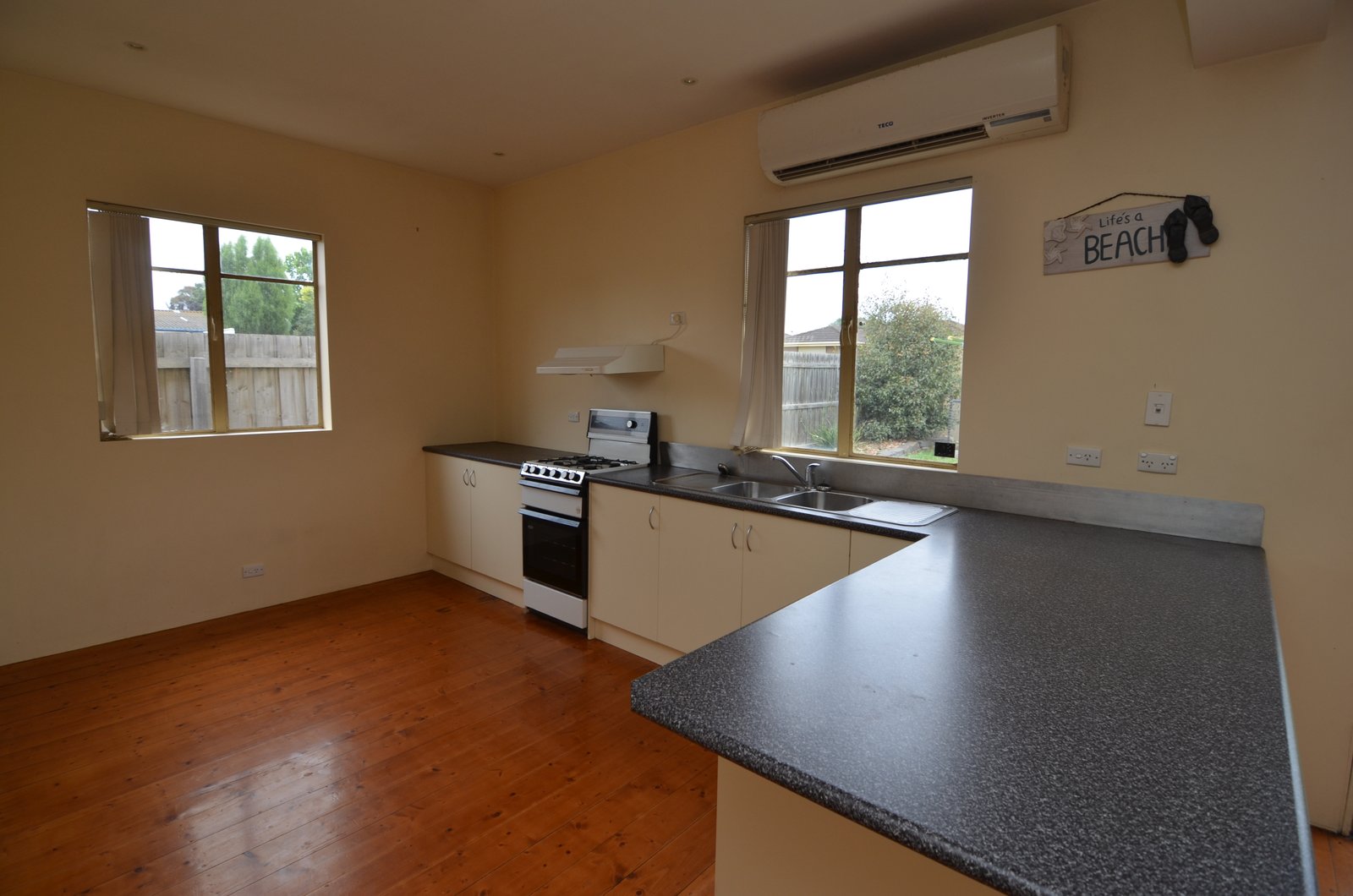 Gallery: 28 Sladen Street