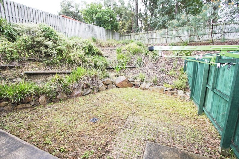 2/8 Soldierbird Place CARRARA 9