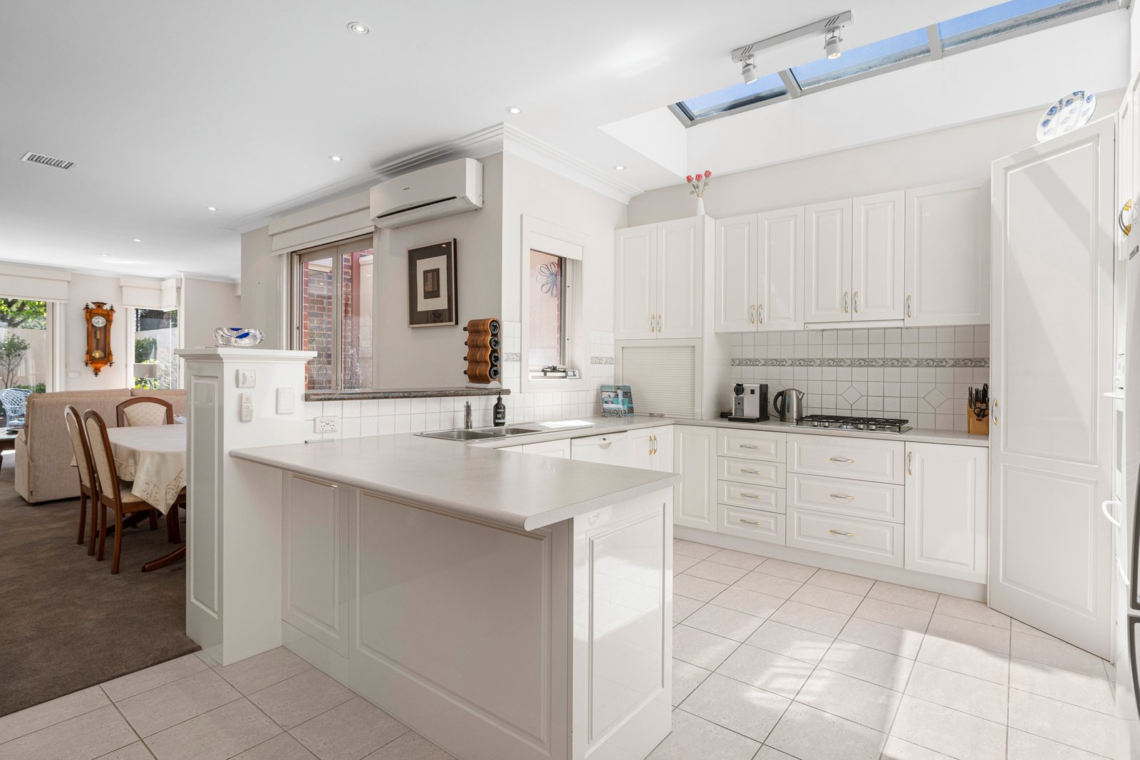 Gallery: 28 South Road