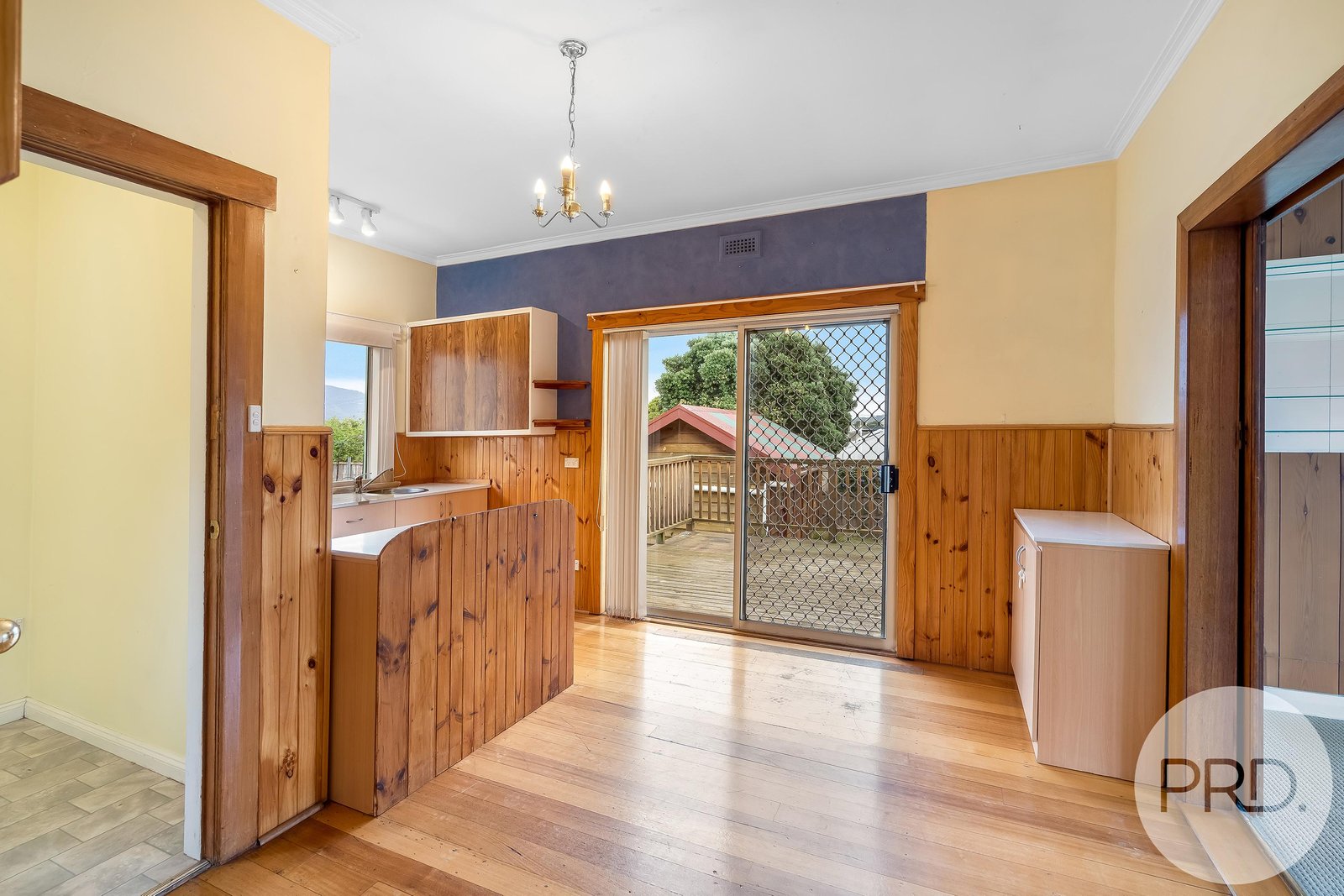 28 St Aubyn Square MOONAH 11
