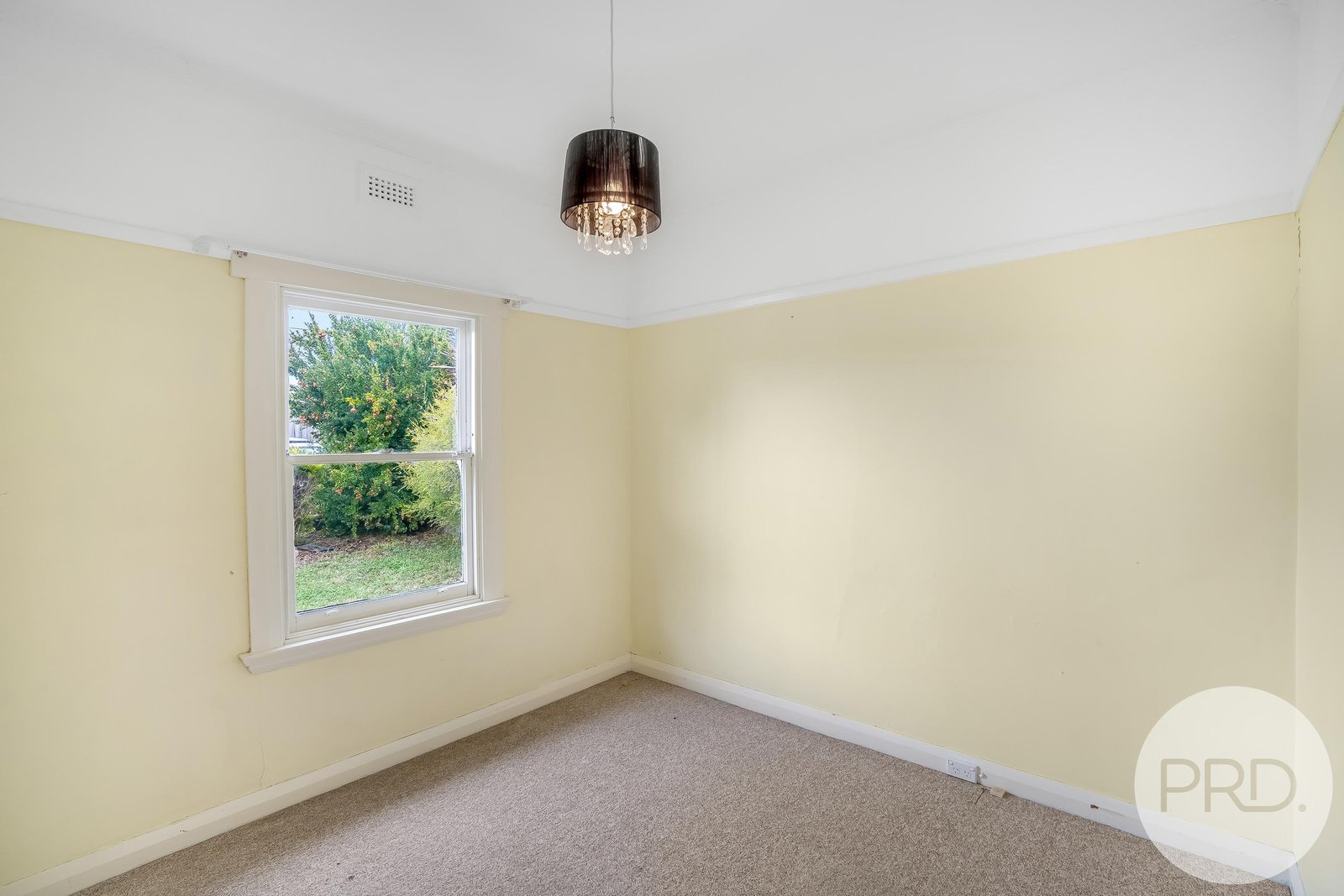 28 St Aubyn Square MOONAH 15