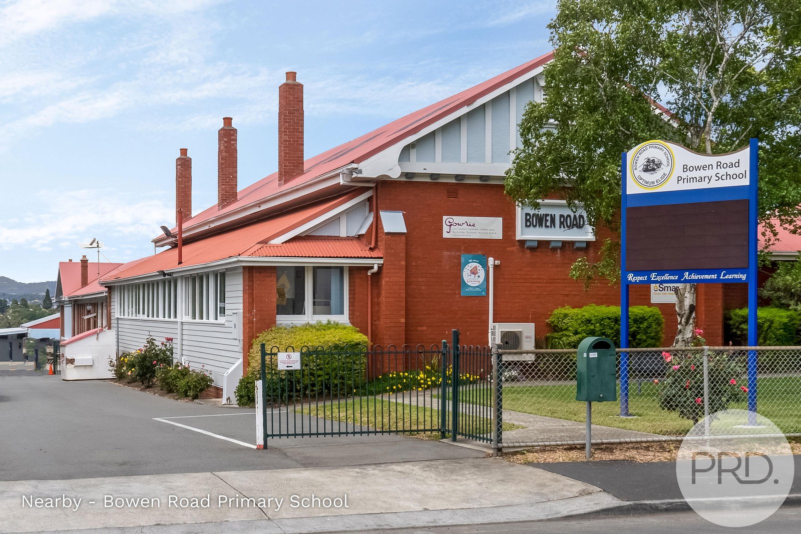 28 St Aubyn Square MOONAH 19