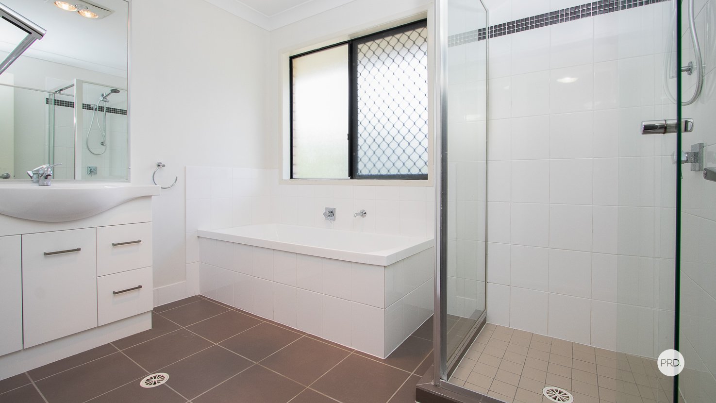 28 STANAWAY Place BELLBOWRIE 35