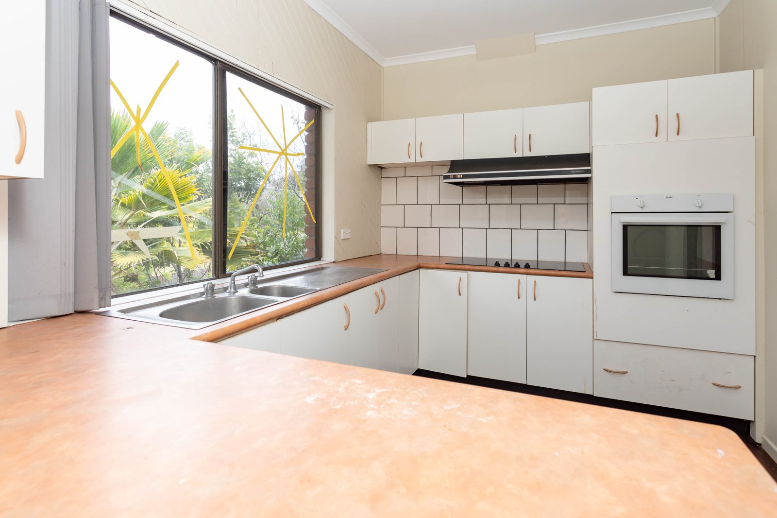 28 Stewart Drive CANNONVALE 9