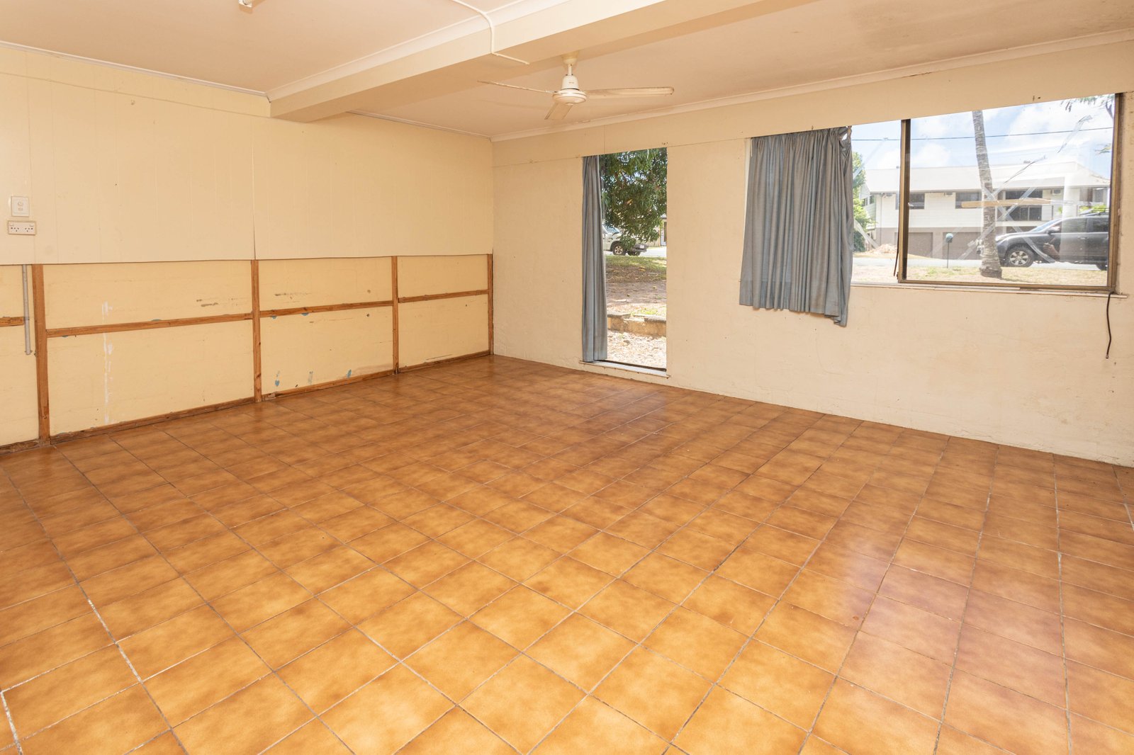 28 Stewart Drive CANNONVALE 21