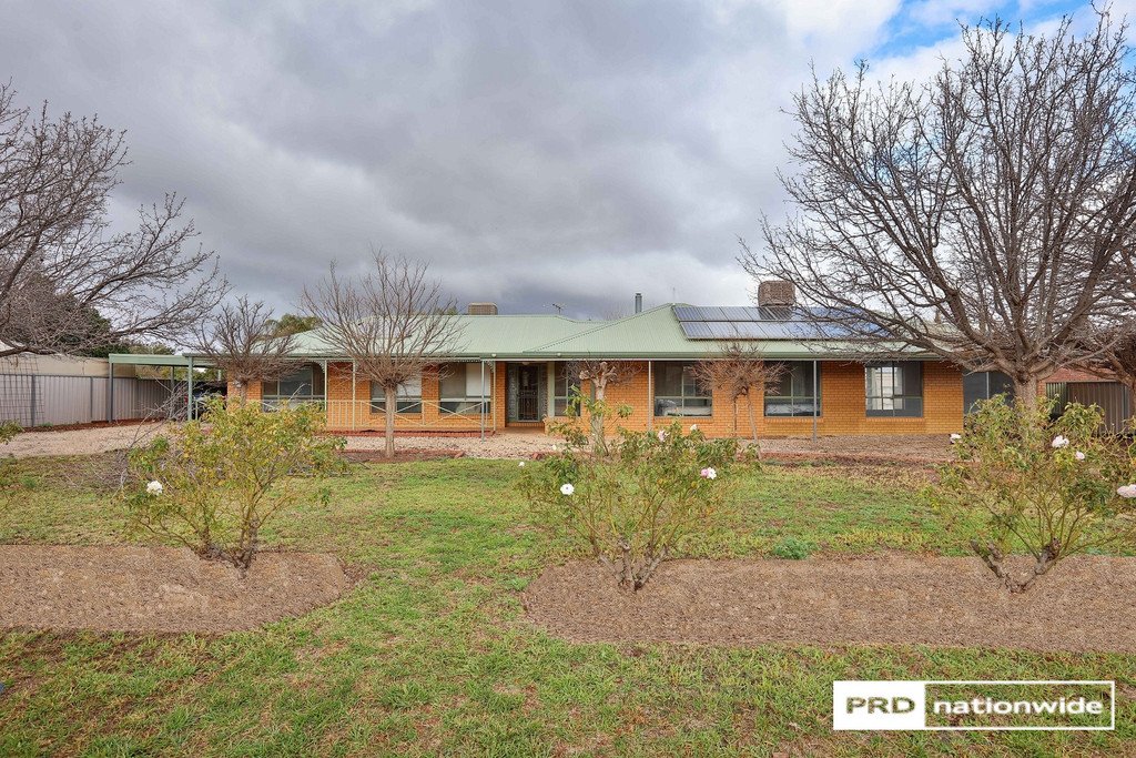 28 Stockmans Drive IRYMPLE 15
