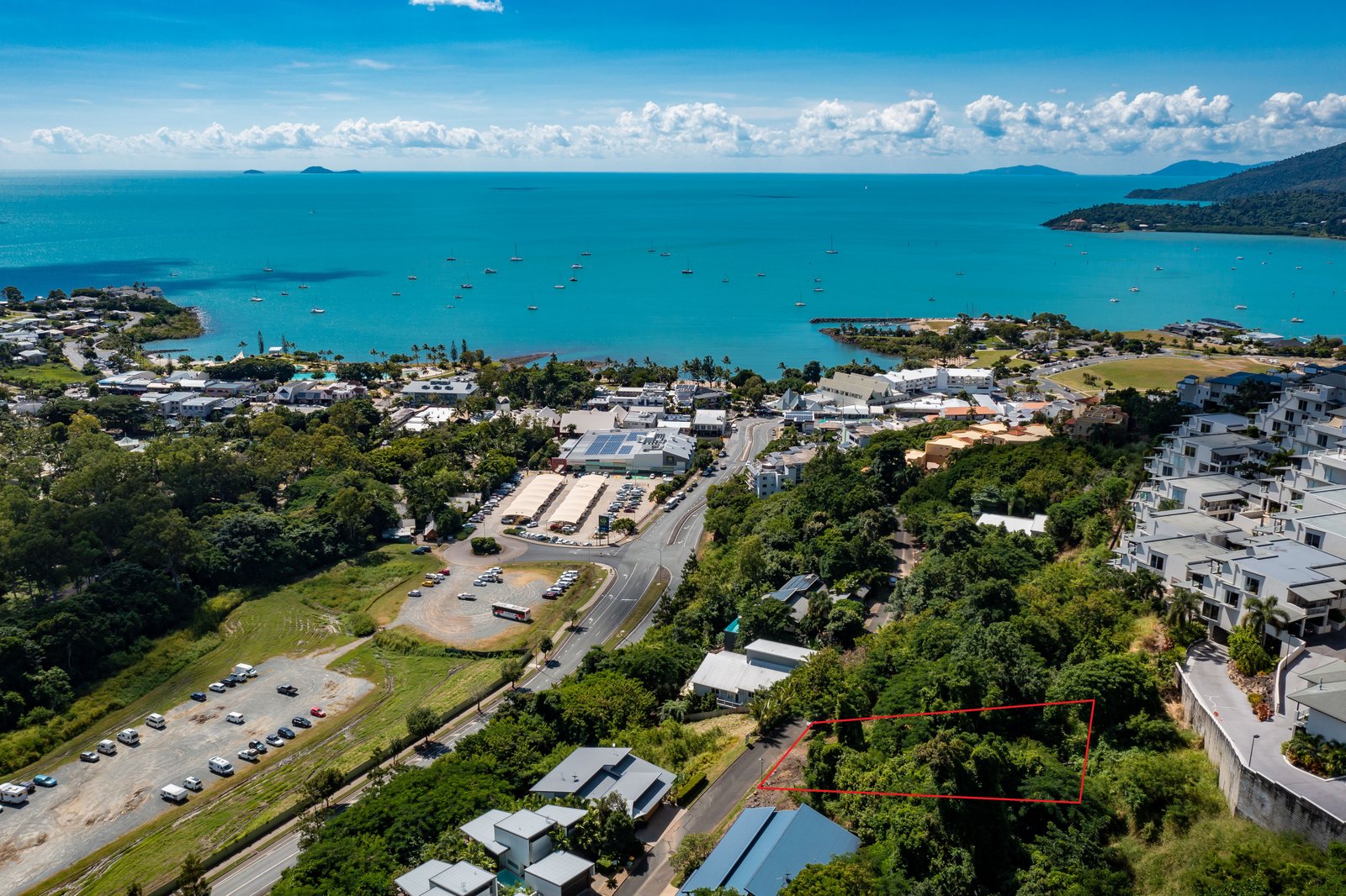 28 Stonehaven Court AIRLIE BEACH 3