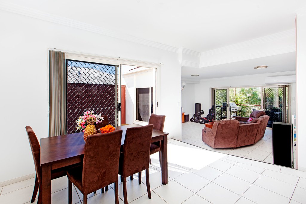 28 Summit Drive SPRINGFIELD LAKES 2