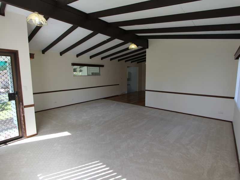 28 Susanne Street SOUTHPORT 6