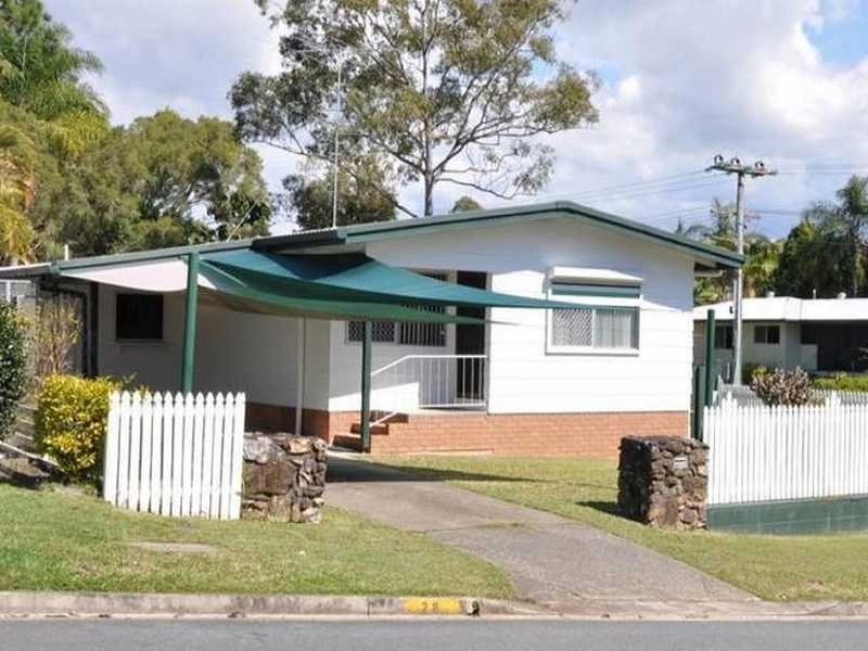 28 Susanne Street SOUTHPORT 13