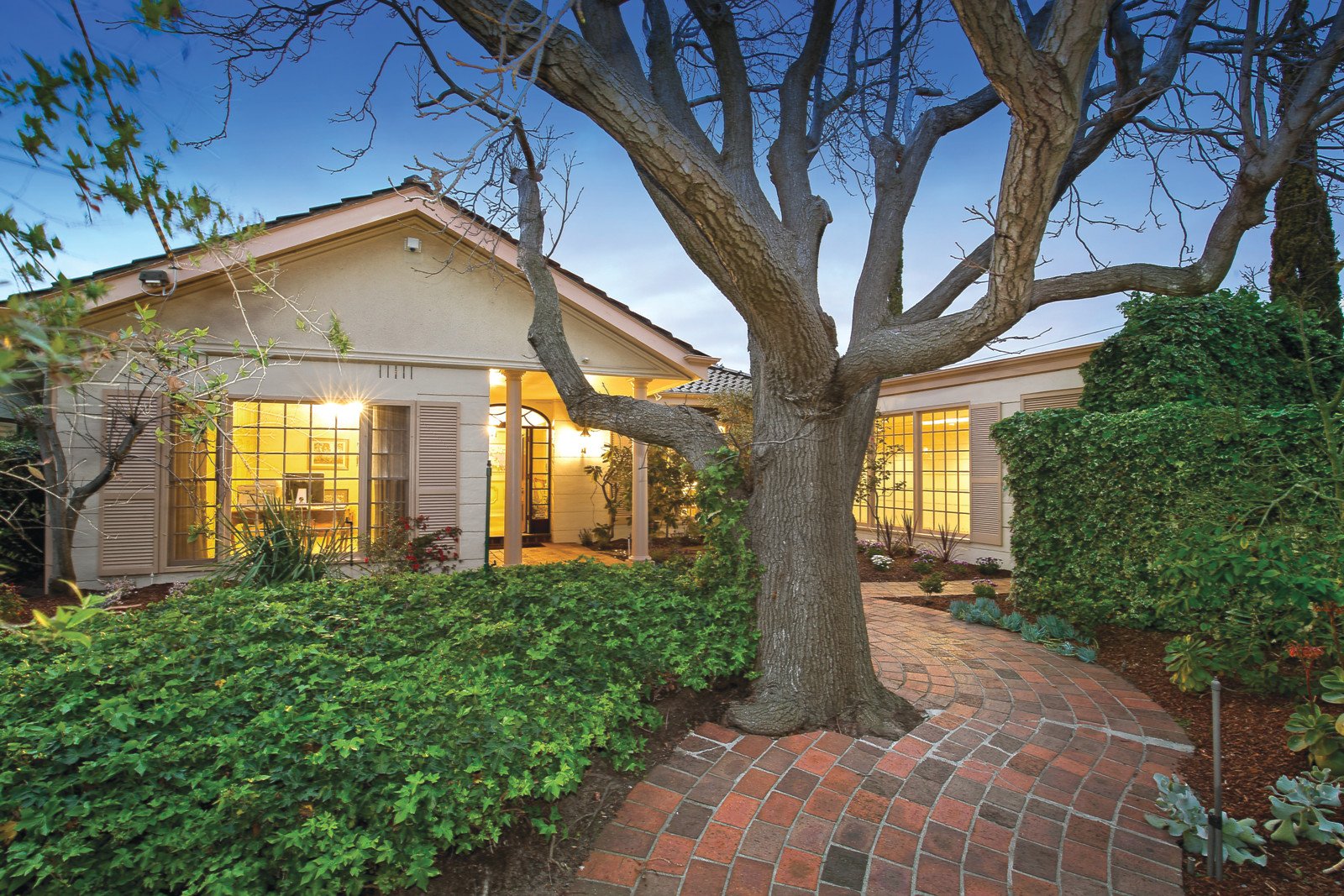 28 Sussex Street, Brighton, VIC