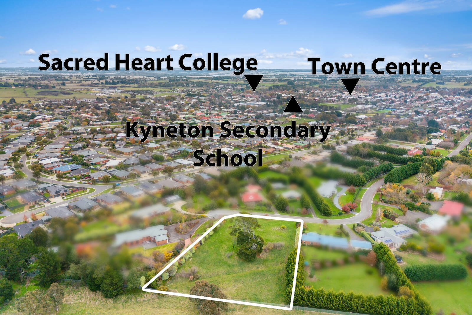 Real Estate and Property in 28 Tattersall Drive, Kyneton, VIC