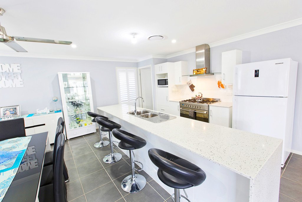 28 Tengala Drive JORDAN SPRINGS 3